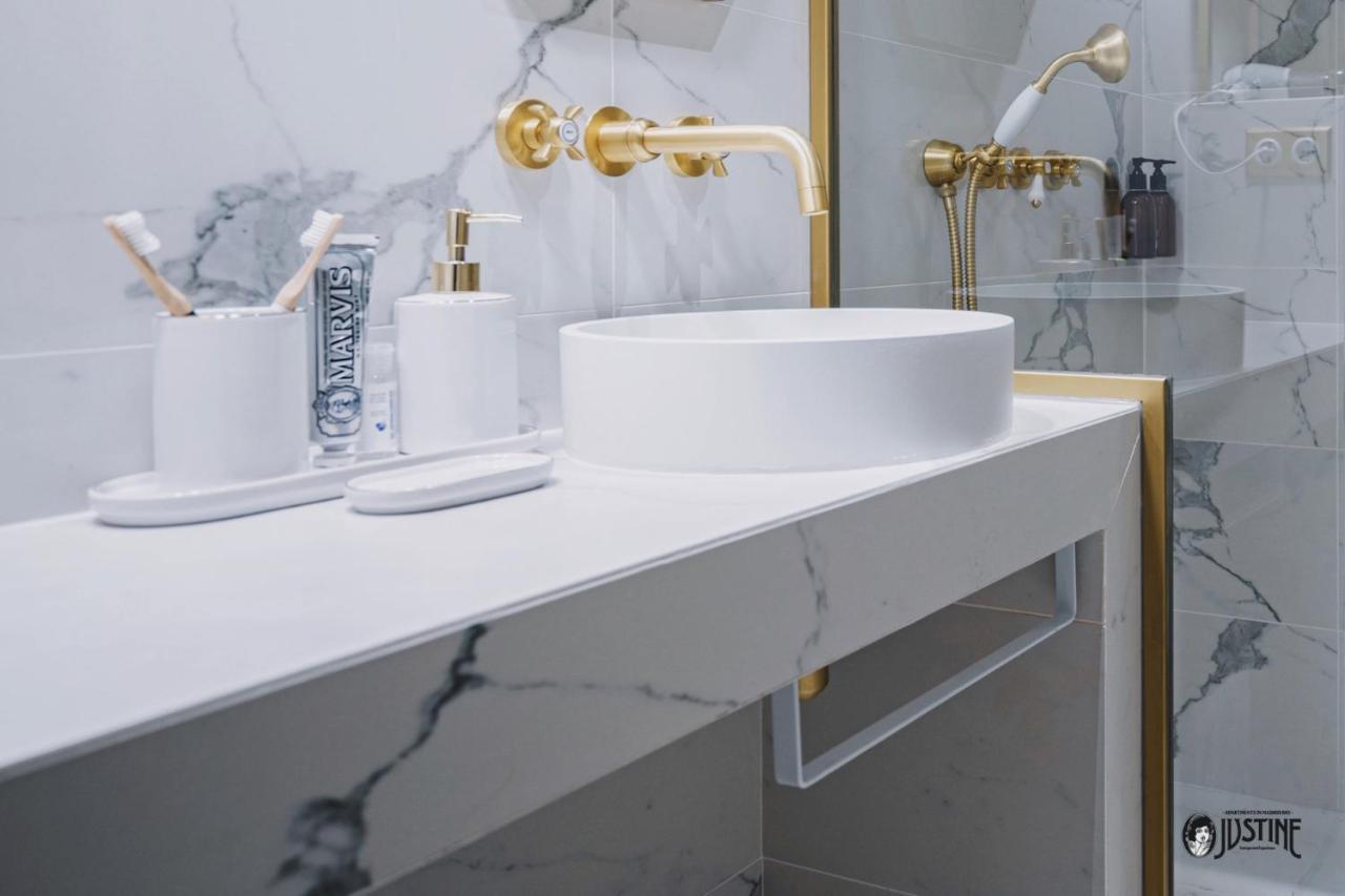 Suite Kintsugi By Justine Apartments Apartamento Turistico En Madrid Rio Dış mekan fotoğraf